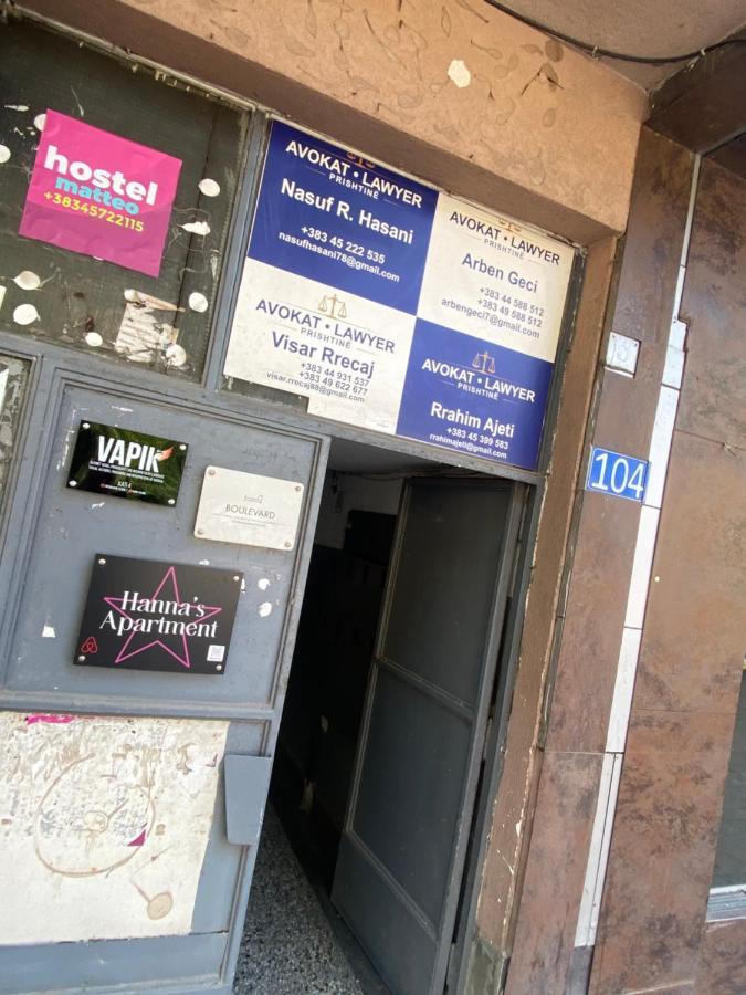 Hostel Matteo Prishtine Bagian luar foto